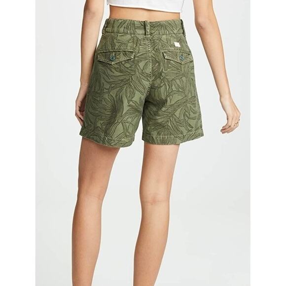 Citizens OF HUMANITY Cassidy Pleat Pocket Short size 30 new!!! - Picture 2 of 10